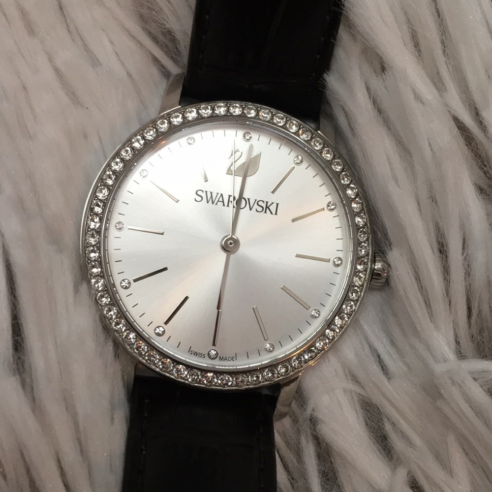 ➰Customized SWAROVSKI Watch, Black Leather Strap➰